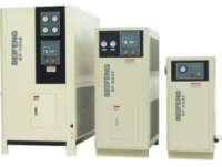 BF系列冷凍(dong)式幹燥機(ji)-風冷高溫(wen)型